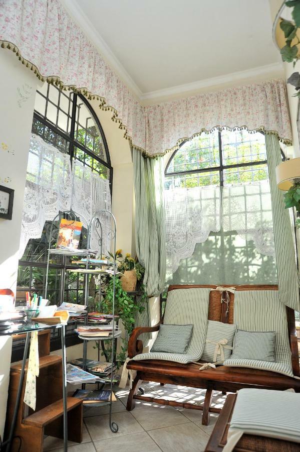 Casa Pontecorvi Panzió Velletri Kültér fotó